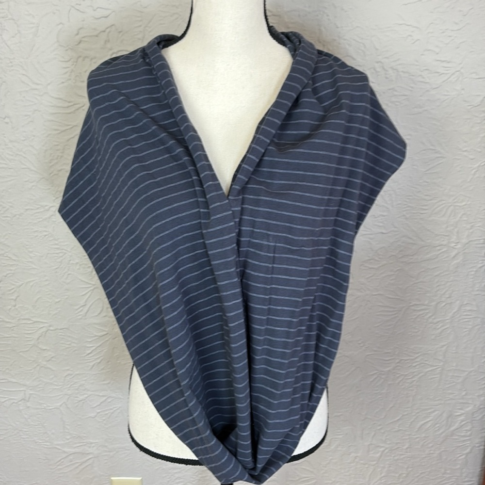 FIG Voyage T-Shirt Knit Infinity Scarf - Picture 3 of 6